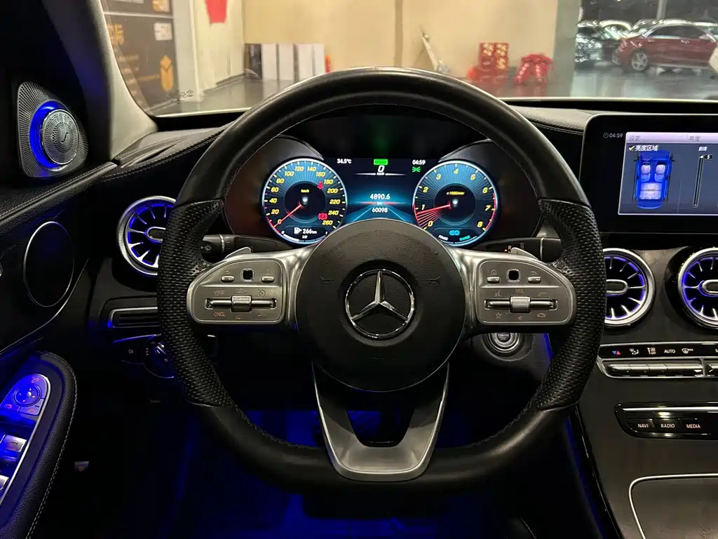 Mercedes-Benz C-Class 2020 — фото 14