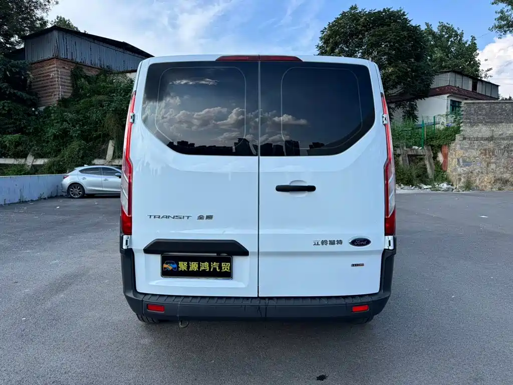 Ford Transit 2021