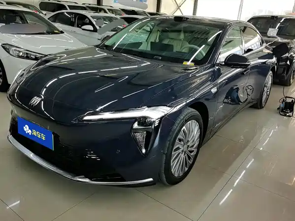 Buick Zhijing L7 2025