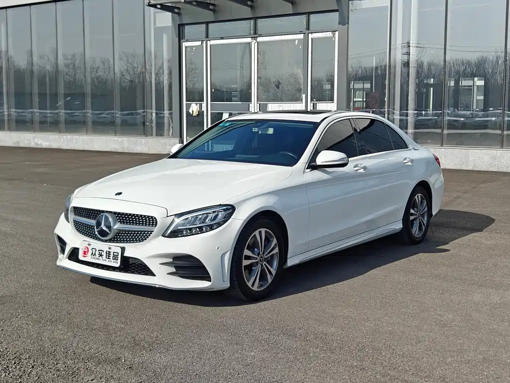 Mercedes-Benz C-Class 2019 — фото 1