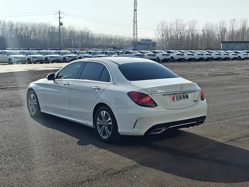 Mercedes-Benz C-Class 2019 — фото 26