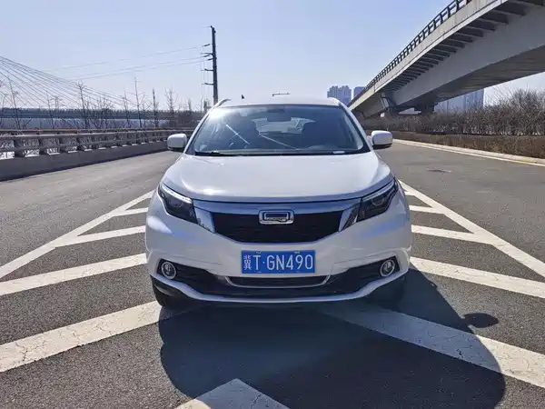 Qoros 5 2018