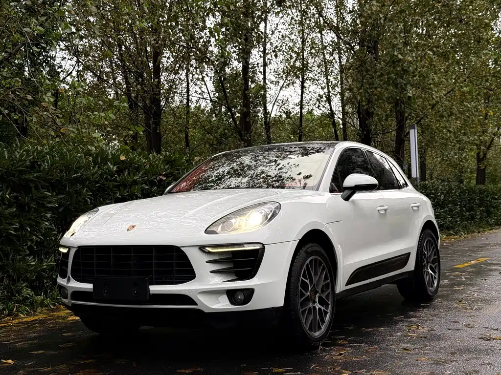 Porsche Macan 2014 — фото 1