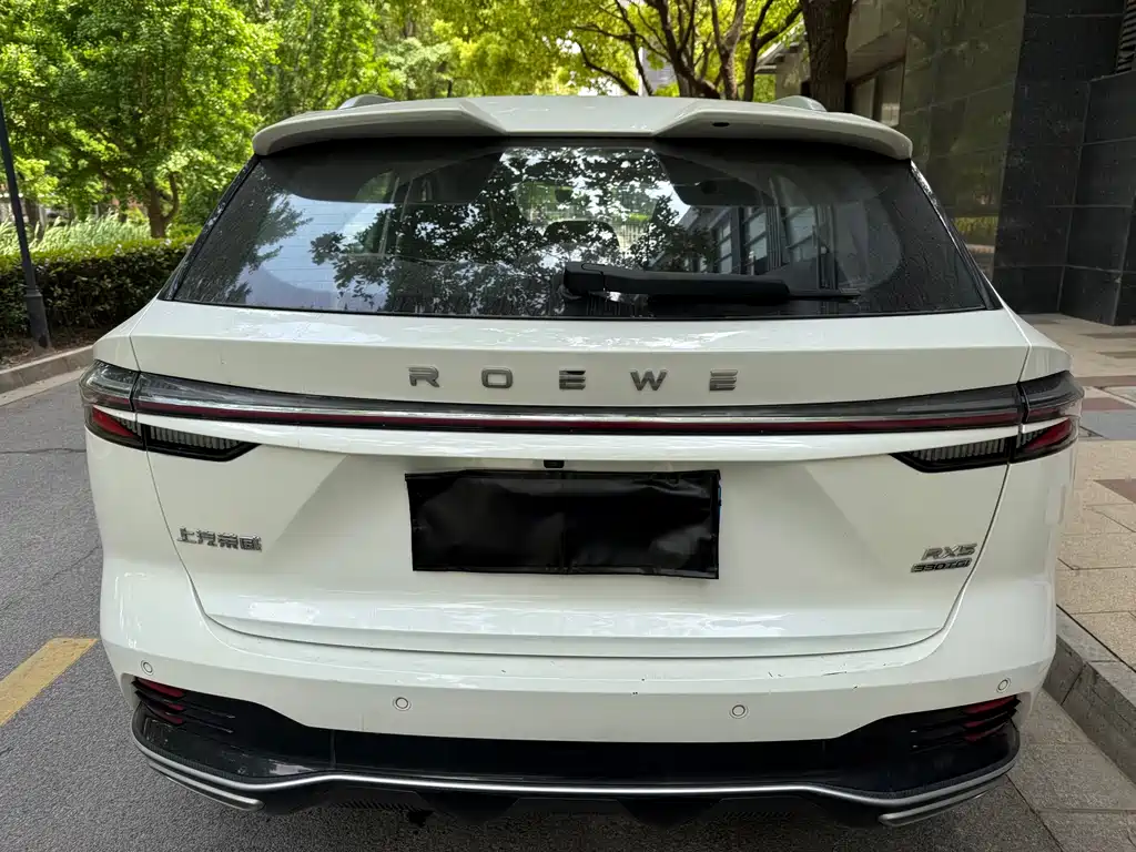Roewe RX5 2022 — фото 10