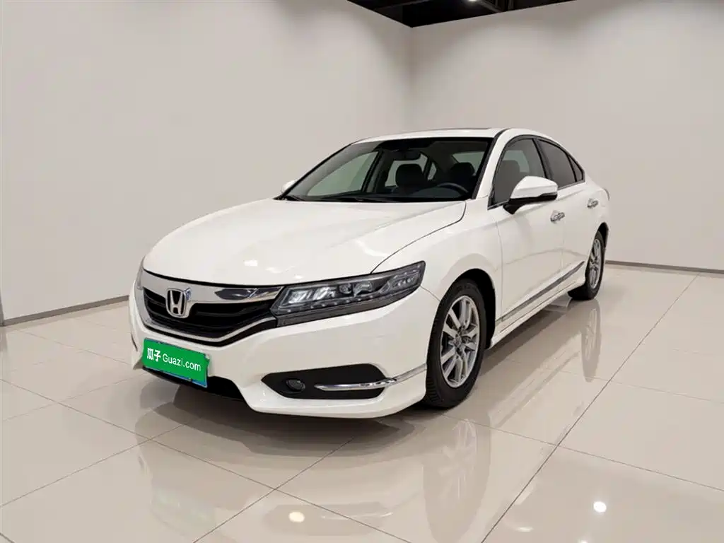 Honda Spirior 2015 — фото 2