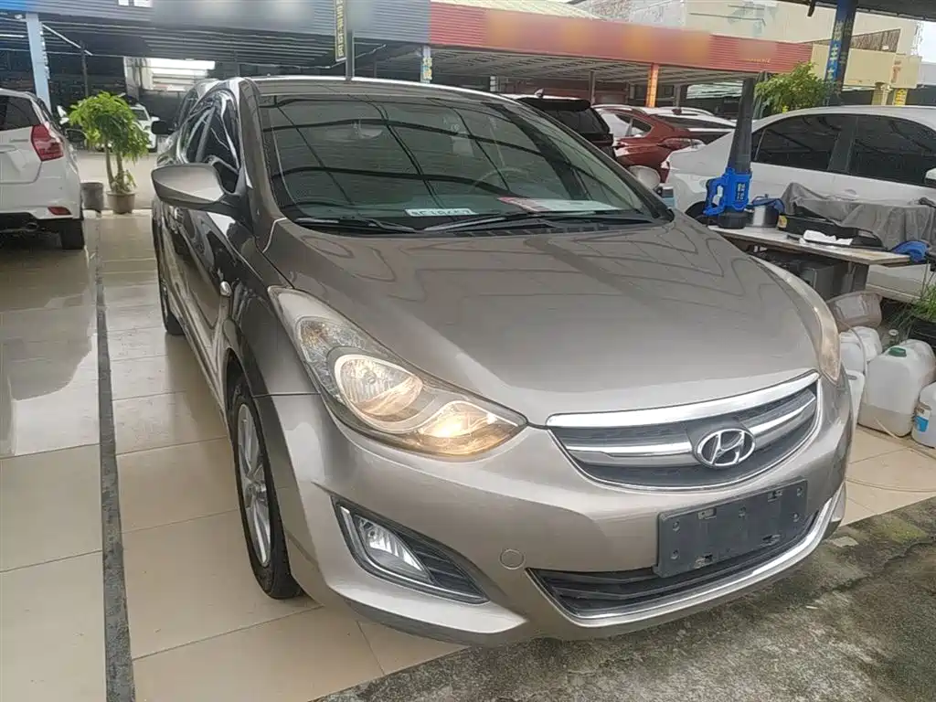 Hyundai Elantra Langdong 2016 — фото 4