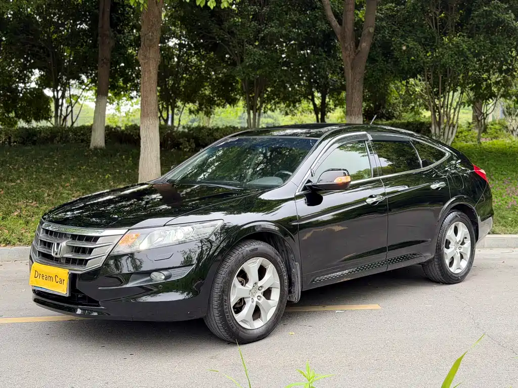 Honda Crosstour 2012 — фото 1