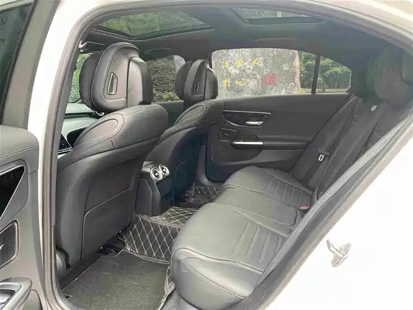 Mercedes-Benz C-Class 2023
