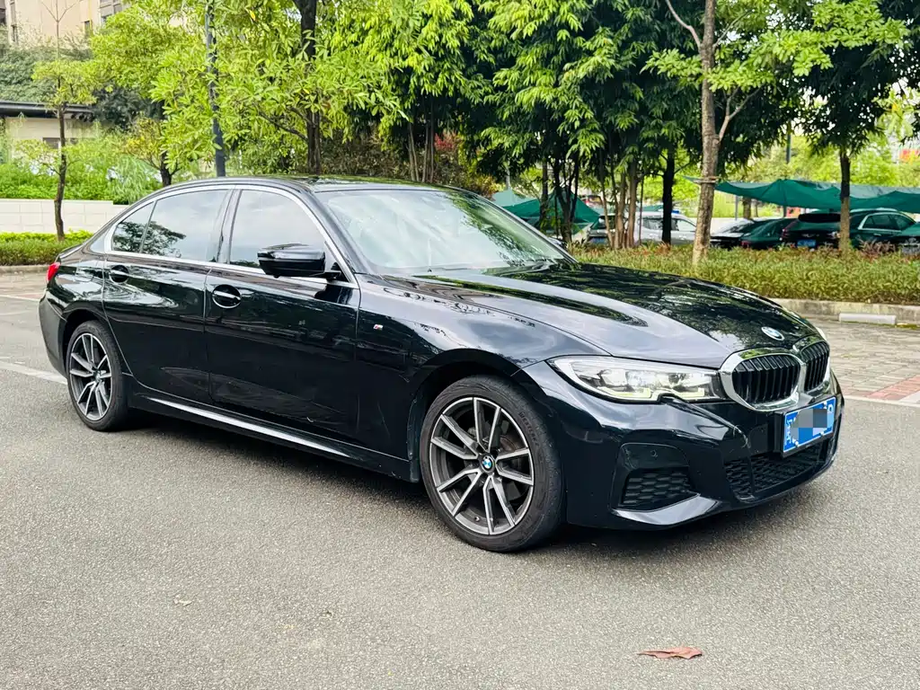 BMW 3 Series 2021