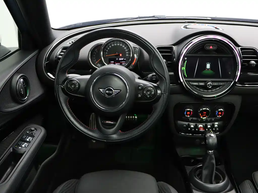 MINI Clubman 2019 — фото 11