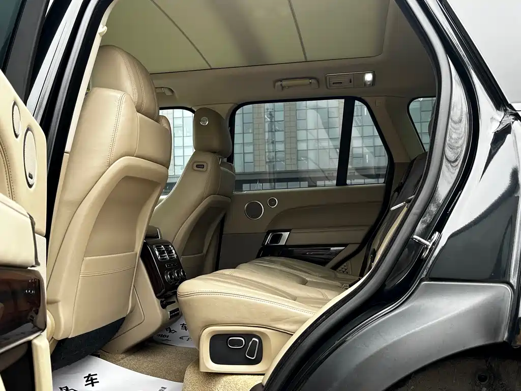 Land Rover Range Rover 2015 — фото 15