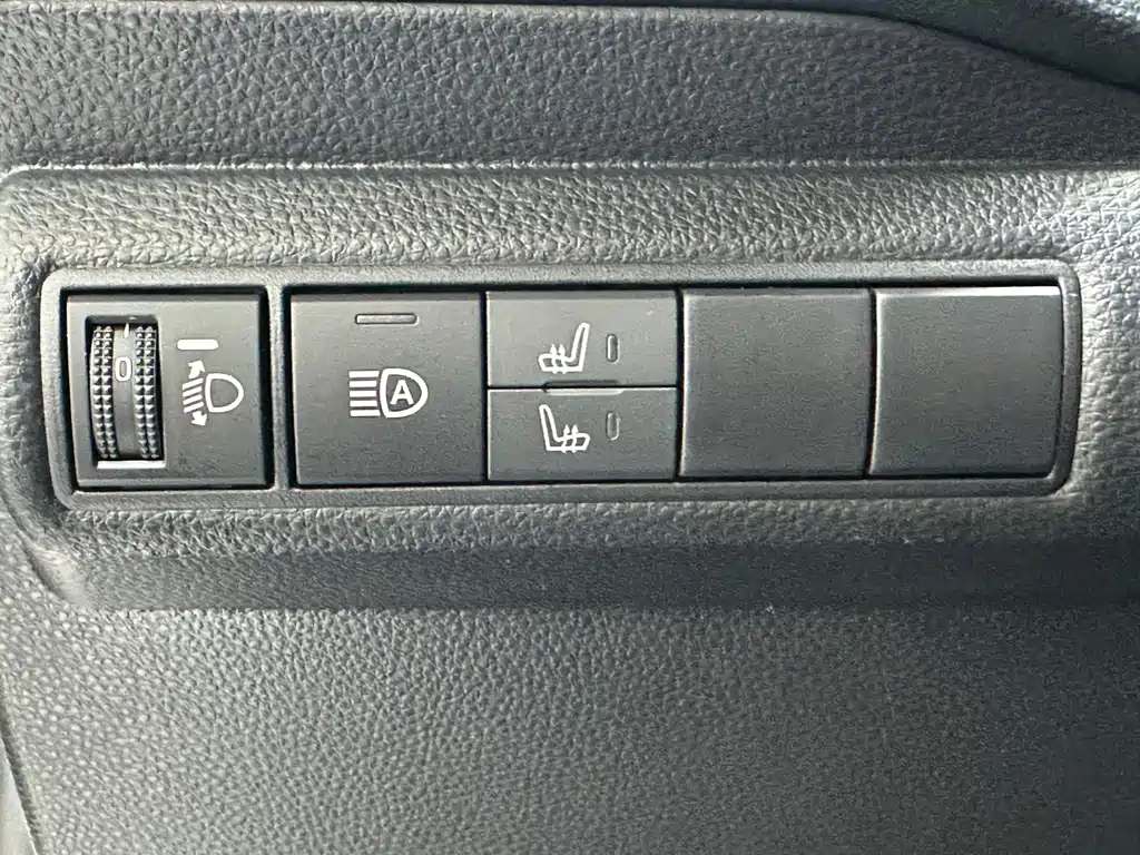 Toyota Corolla 2021 — фото 10