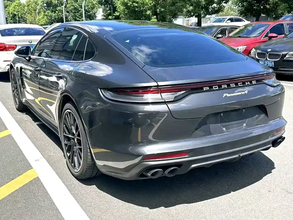 Porsche Panamera New Energy 2022 — фото 8