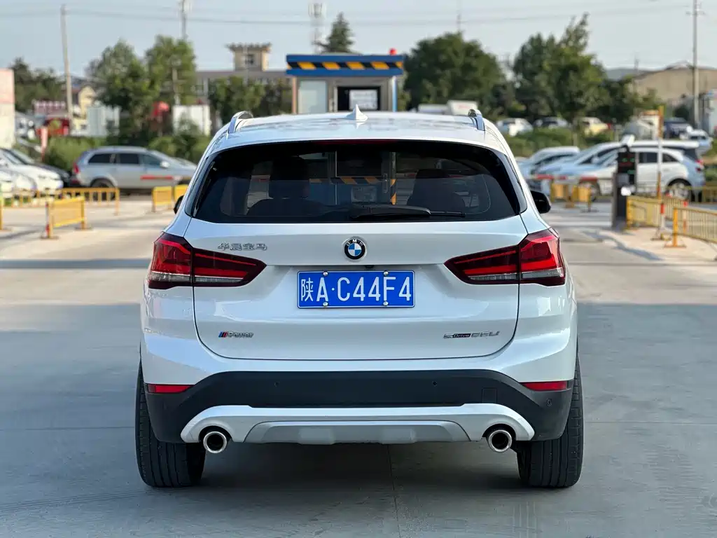 BMW X1 2023 — фото 9