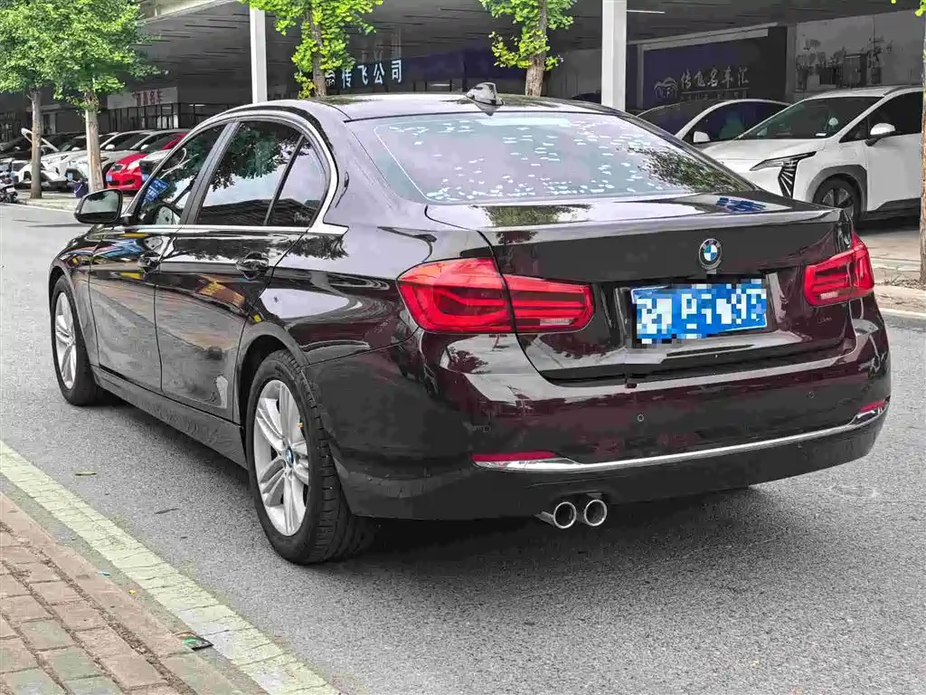 BMW 3 Series 2017 — фото 9