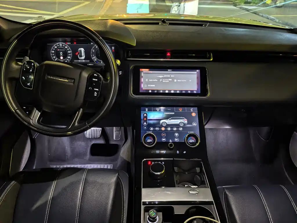 Land Rover Velar 2018 — фото 11