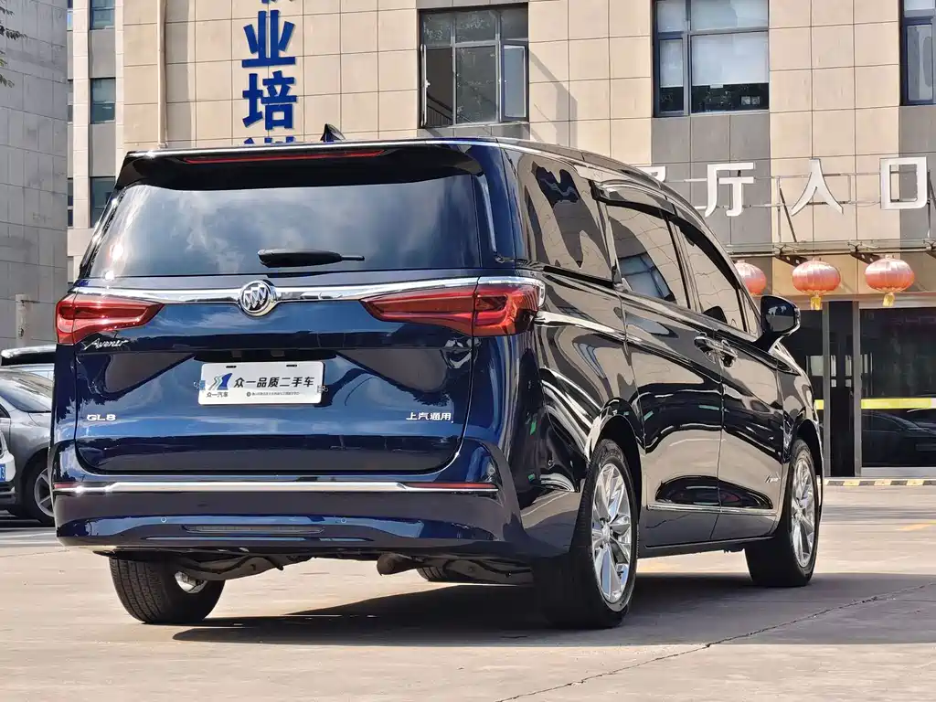 Buick GL8 2022 — фото 7