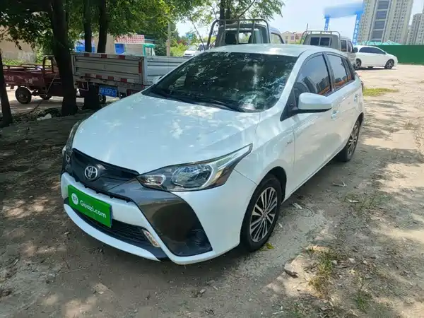 Toyota Yaris L 2020
