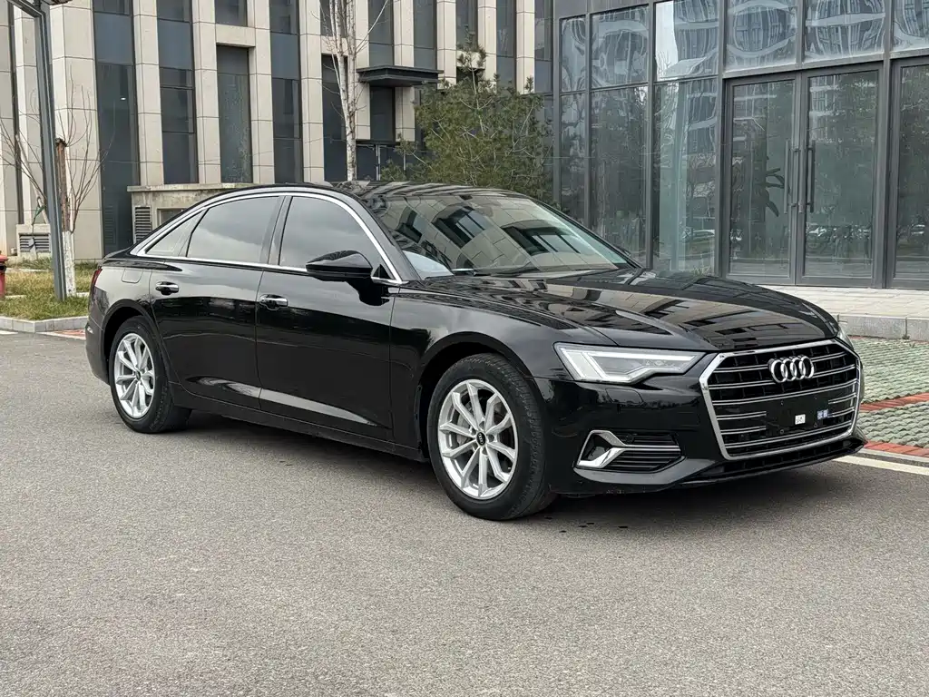 Audi A6L 2023 — фото 23