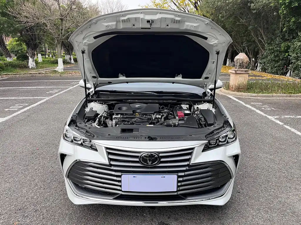 Toyota Avalon 2022 — фото 11