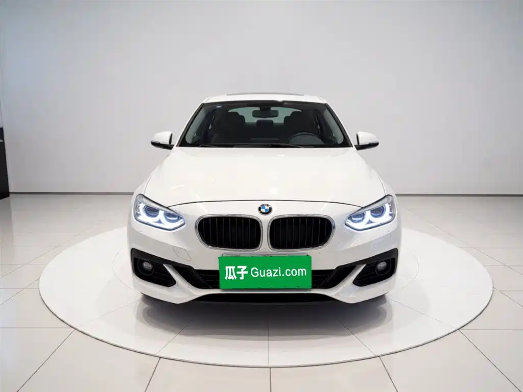 BMW 1 Series 2019 — фото 3