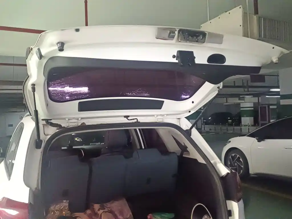 Kia KX3 2016 — фото 15