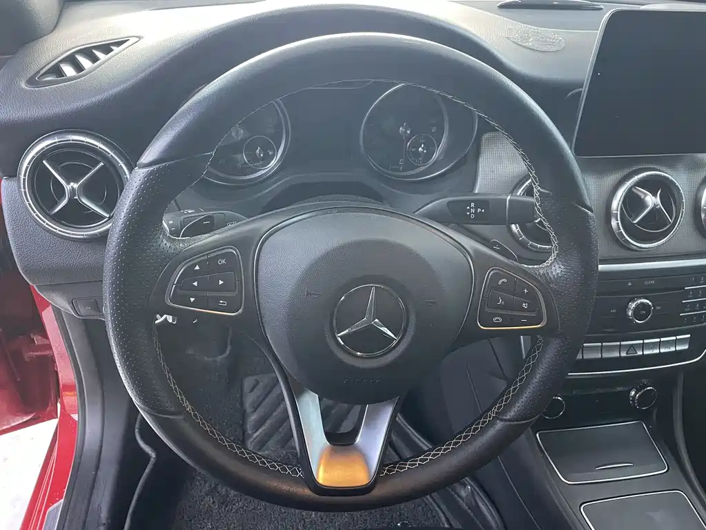 Mercedes-Benz CLA 2017 — фото 6