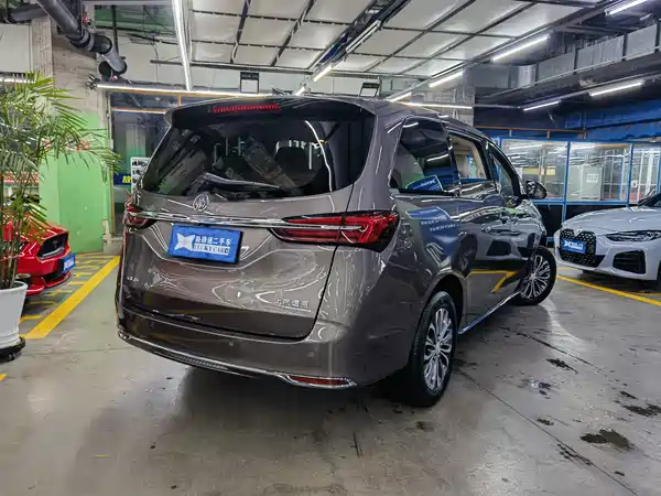 Buick GL8 2024