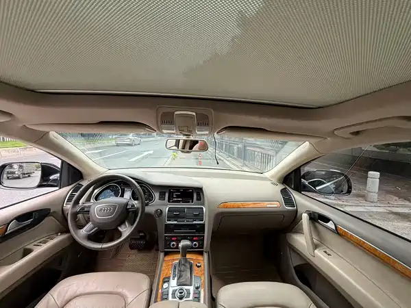 Audi Q7 2012