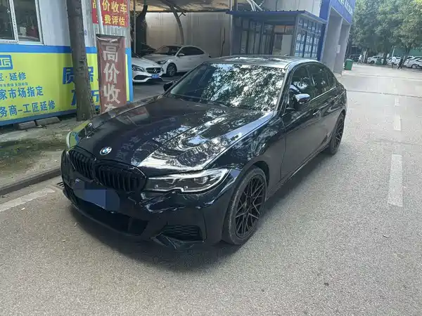 BMW 3 Series 2022