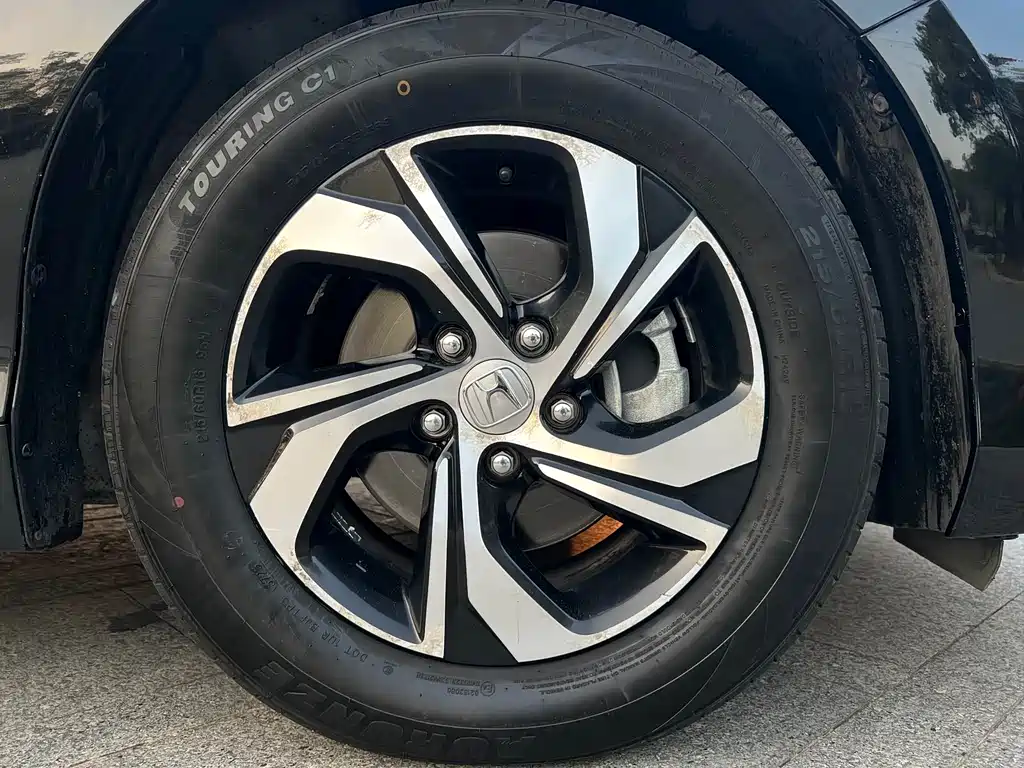 Honda Accord 2017 — фото 17