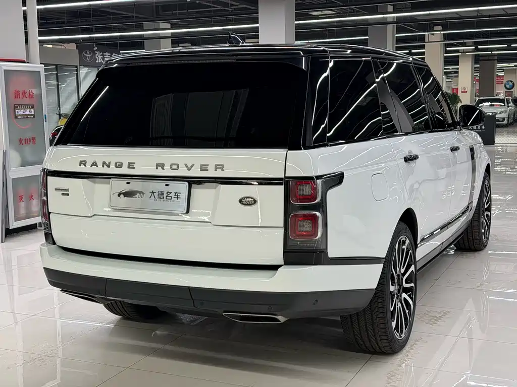 Land Rover Range Rover 2022 — фото 5