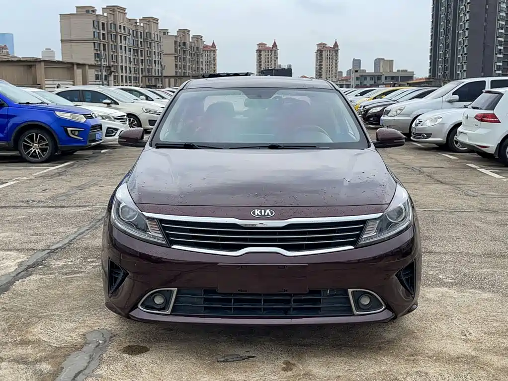 Kia Forte 2018 — фото 3