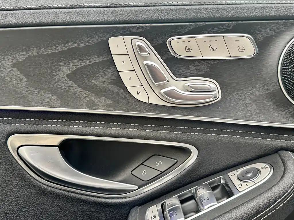 Mercedes-Benz C-Class 2020 — фото 12