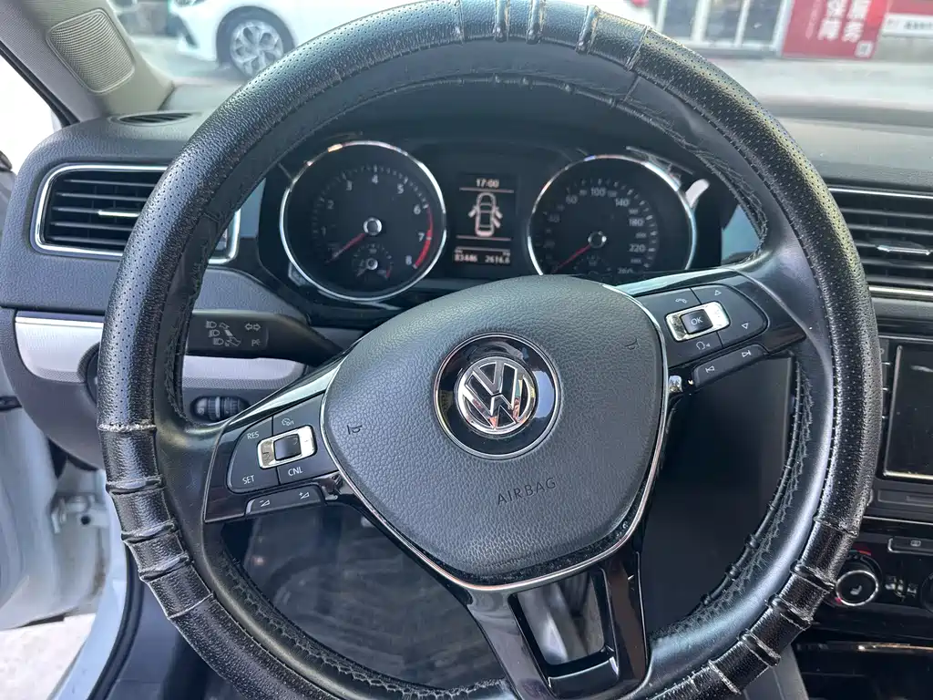 Volkswagen Sagitar 2018 — фото 12