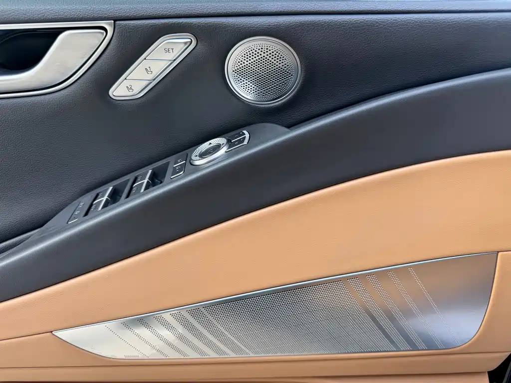 Genesis G80 2022 — фото 21