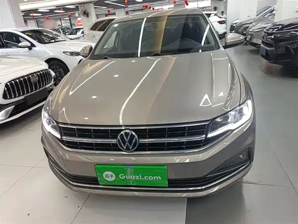 Volkswagen Bora 2021