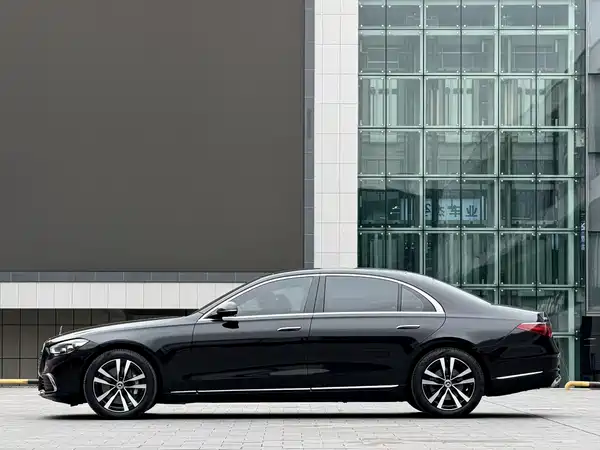 Mercedes-Benz S-Class 2022