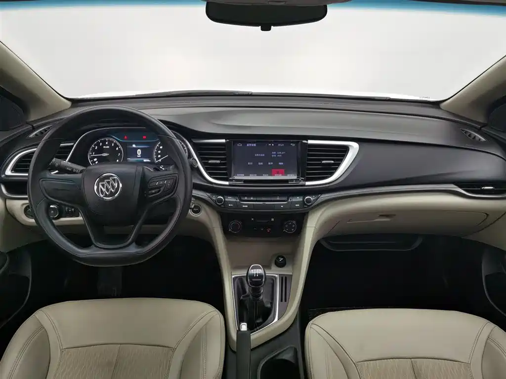 Buick Excelle 2017 — фото 5