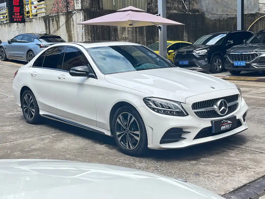 Mercedes-Benz C-Class 2019 — фото 3