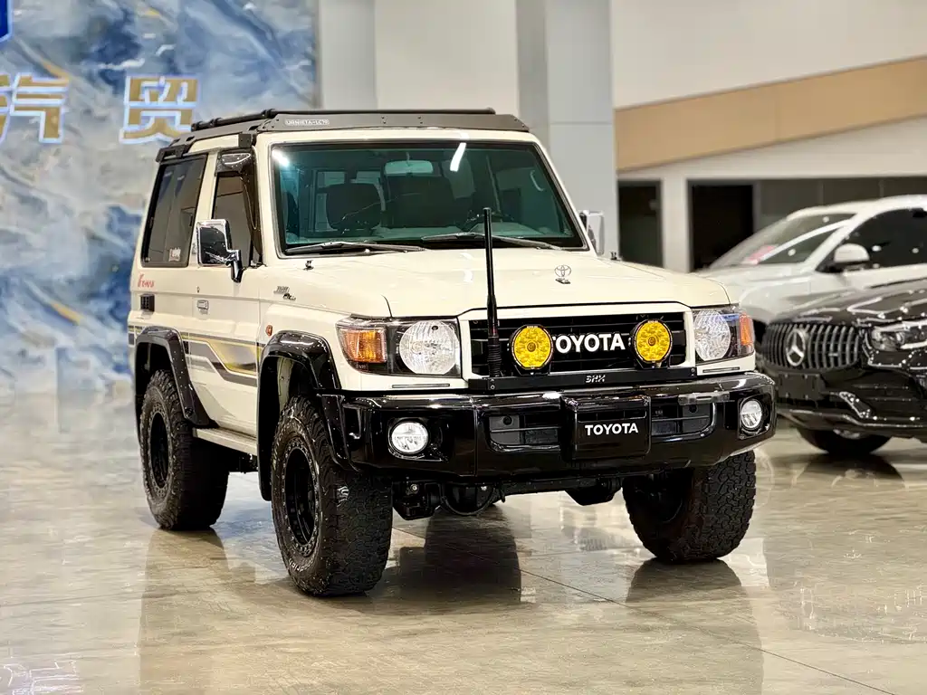 Toyota Land Cruiser 2024 — фото 3