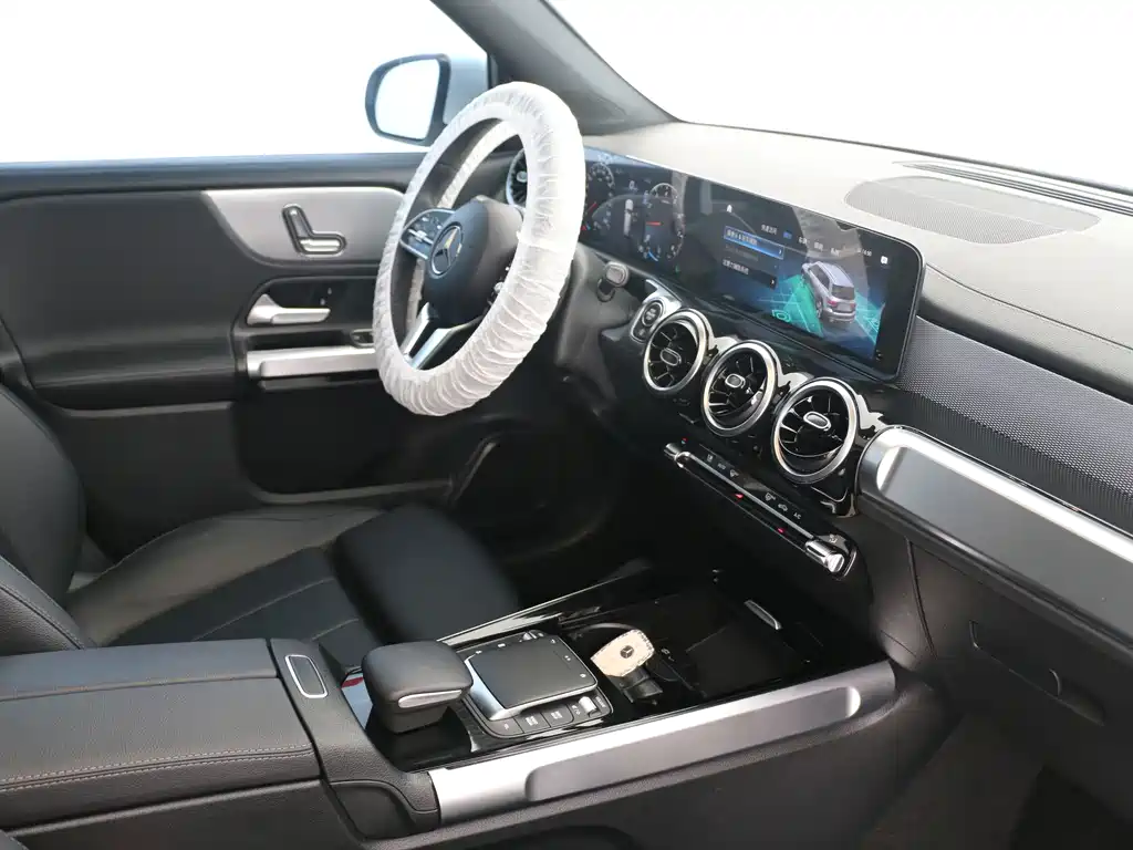 Mercedes-Benz GLB 2022