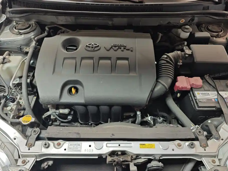 Toyota Corolla 2015 — фото 10