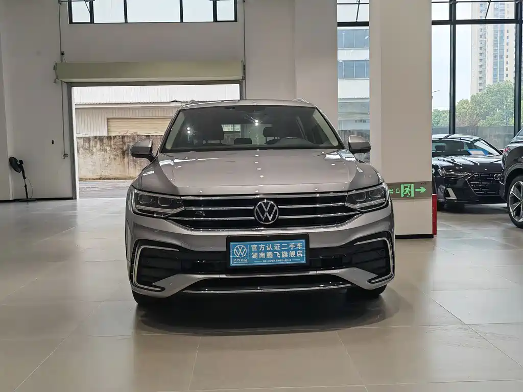 Volkswagen Tiguan L 2022 — фото 2