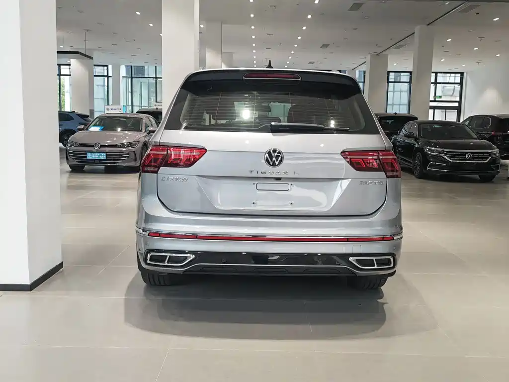 Volkswagen Tiguan L 2022 — фото 6