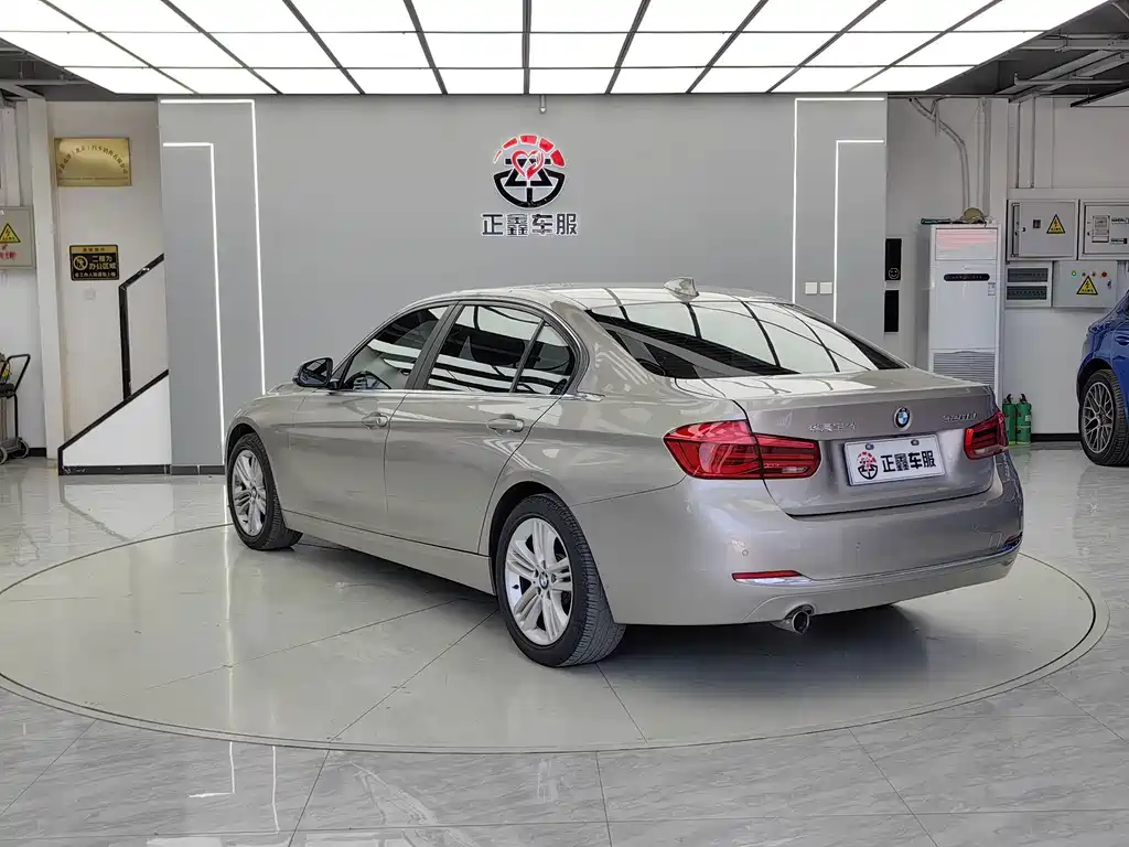 BMW 3 Series 2016 — фото 16