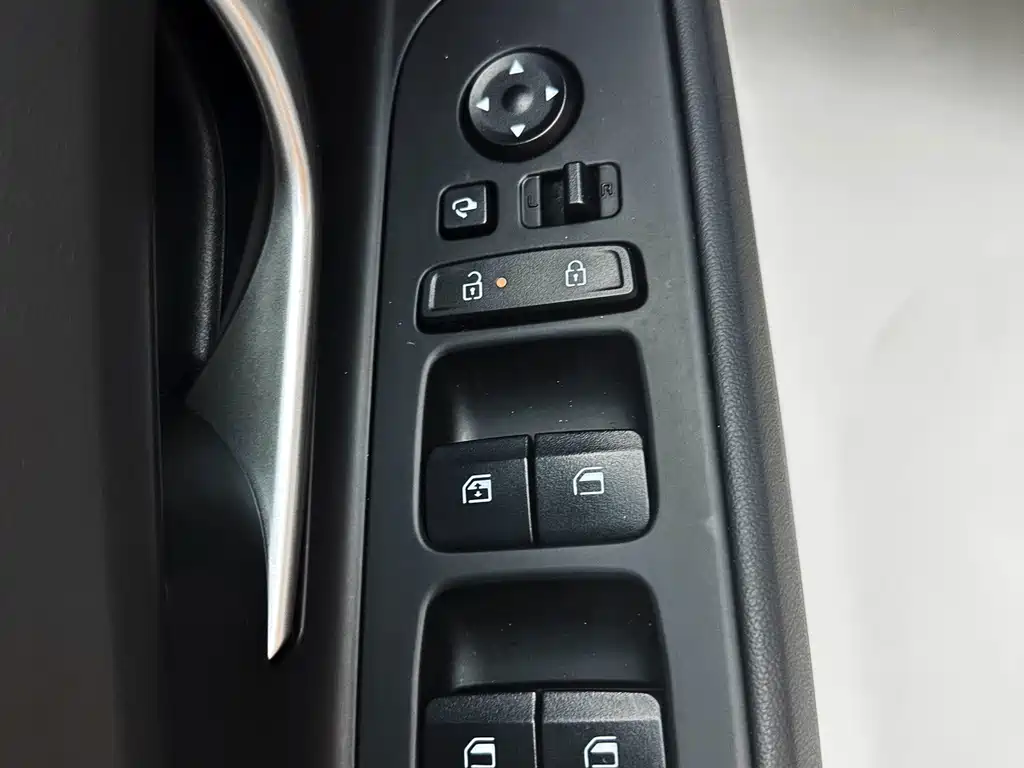 Hyundai Elantra 2024 — фото 16