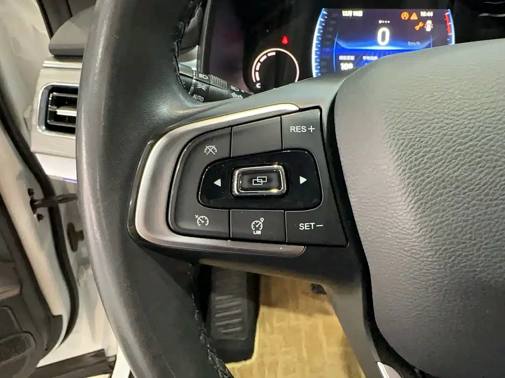Chery Tiggo 8 2022 — фото 25