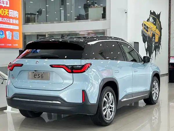 NIO ES6 2020
