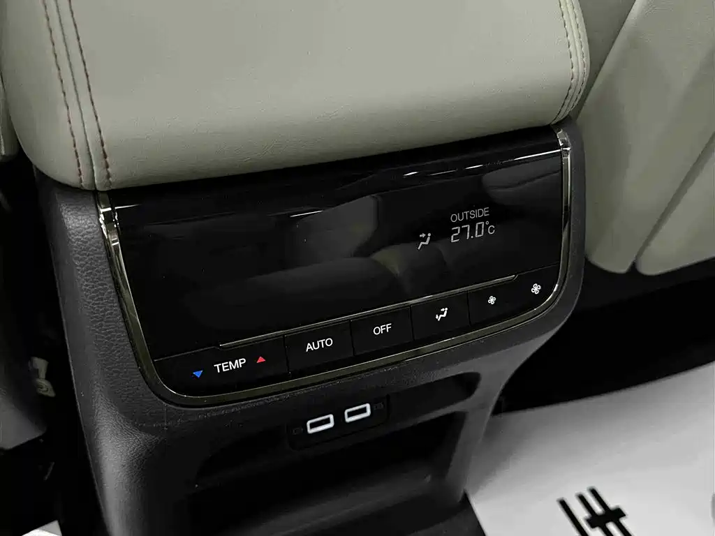 GAC Motor Trumpchi GS8 2023 — фото 17